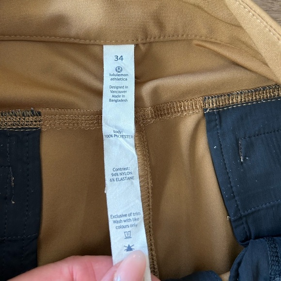 Lululemon Men’s Shorts size 34 - Picture 3 of 8